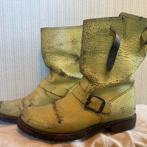 Frye Moto Boot. size 39. Designed by Marc Jacobs